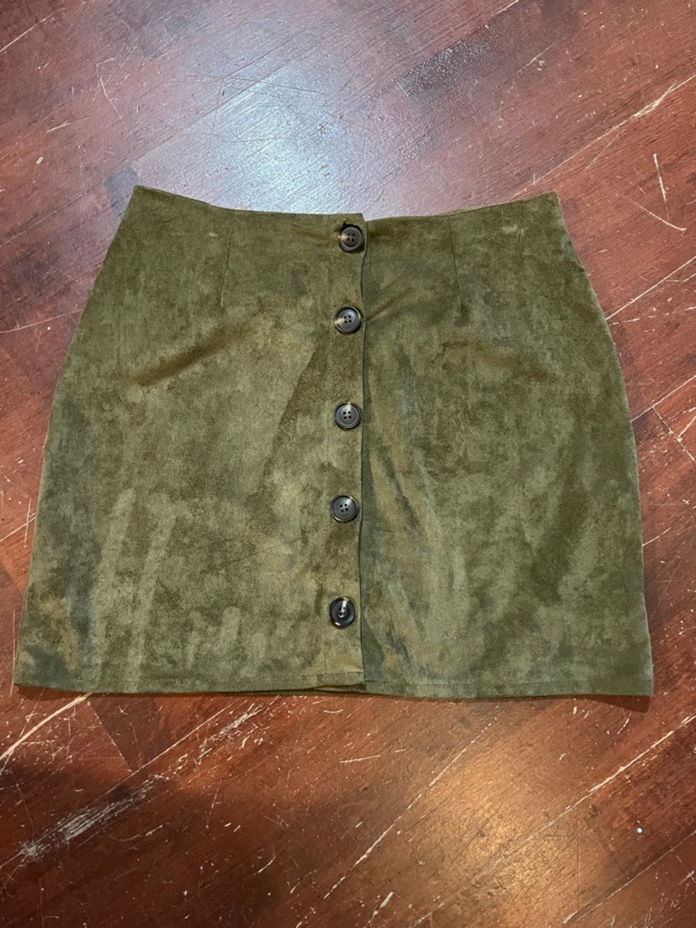 🌻3/$15🌻 Olive Green Faux Suede Button-Front Mini Skirt